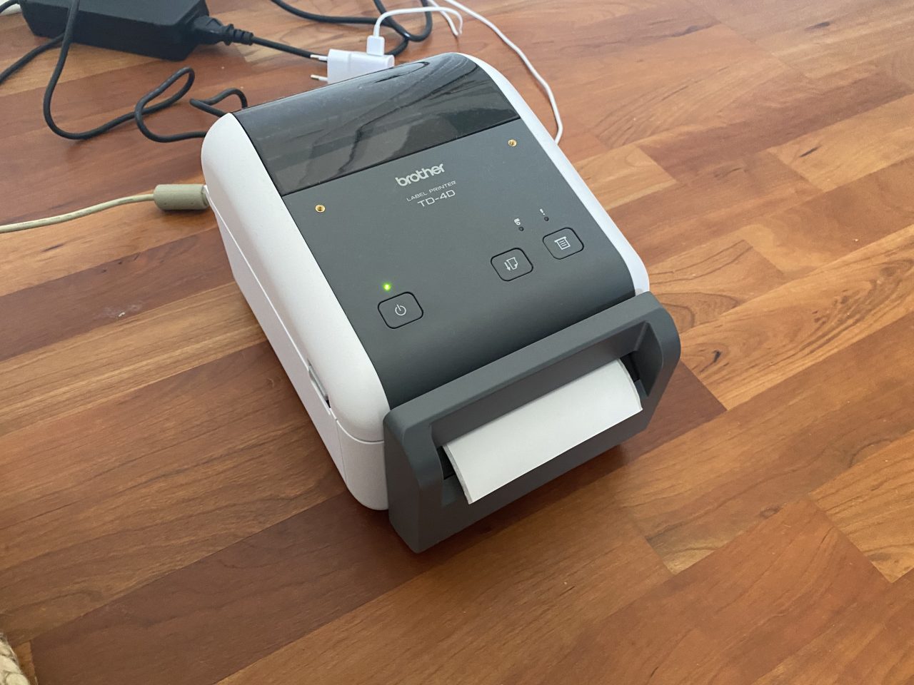 Etikettendrucker für Lebensmittel: Brother TD-4520DN, 4-Zoll-Thermodirektdrucker für große Lebensmitteletiketten bis 118 mm Breite